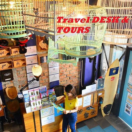 12Month Hostel Phuket Eksteriør bilde