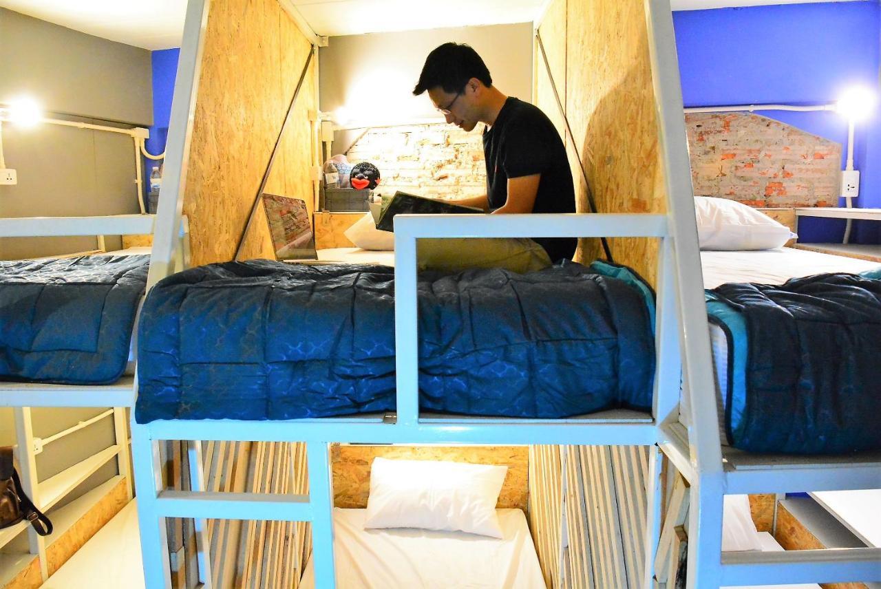 12Month Hostel Phuket Eksteriør bilde